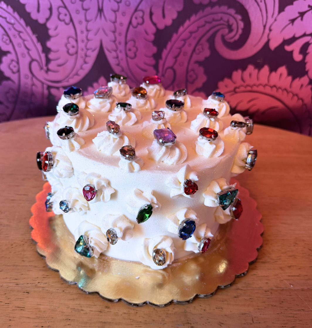 Store Cake